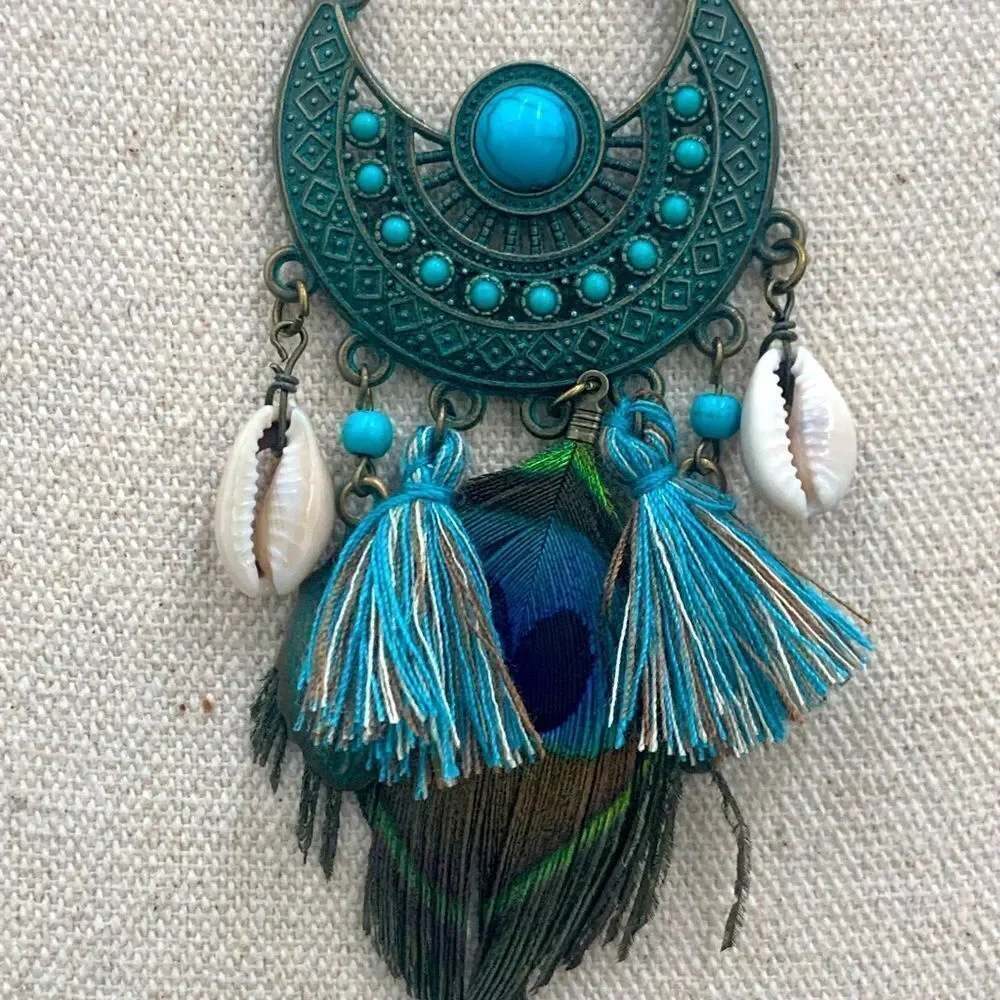 Peacock Feather & Cowrie Shell Necklace with Turquoise Color Beads